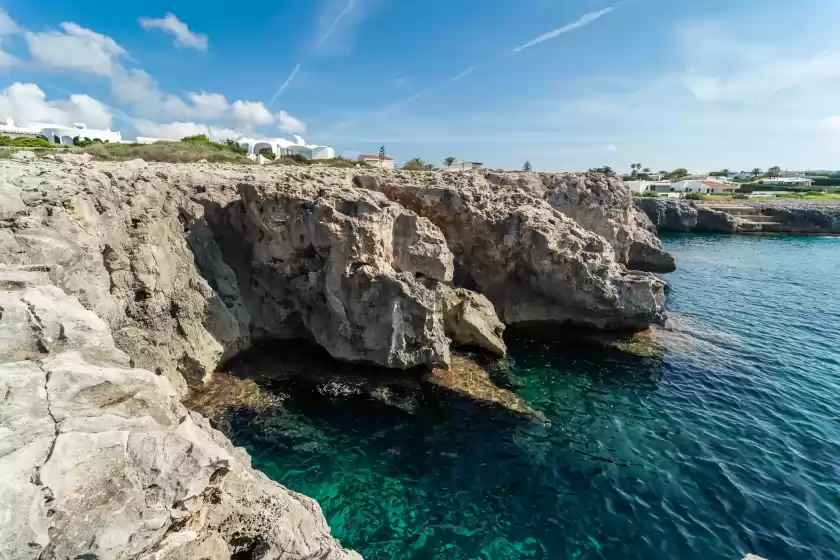 Holiday rentals in Villa gaudina, Sant Lluís