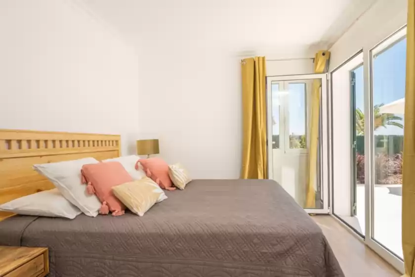 Holiday rentals in Villa mila, Sant Lluís