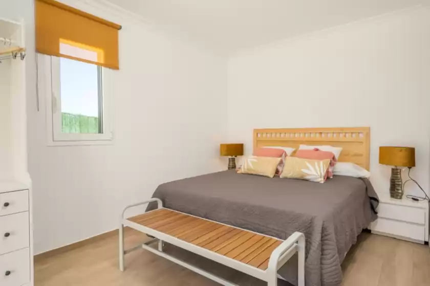 Holiday rentals in Villa mila, Sant Lluís