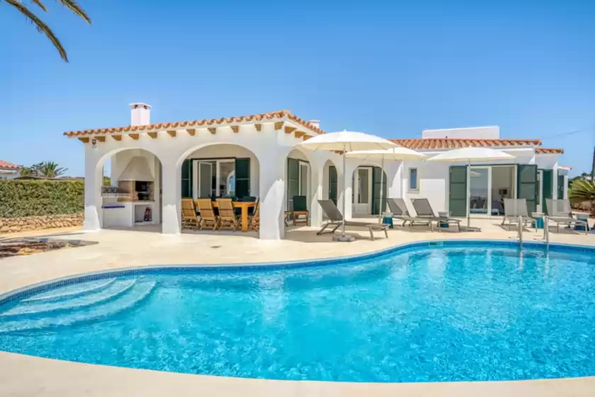 Holiday rentals in Villa mila, Sant Lluís