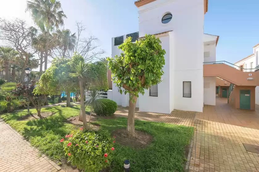 Holiday rentals in Oasis playero, Chiclana de la Frontera