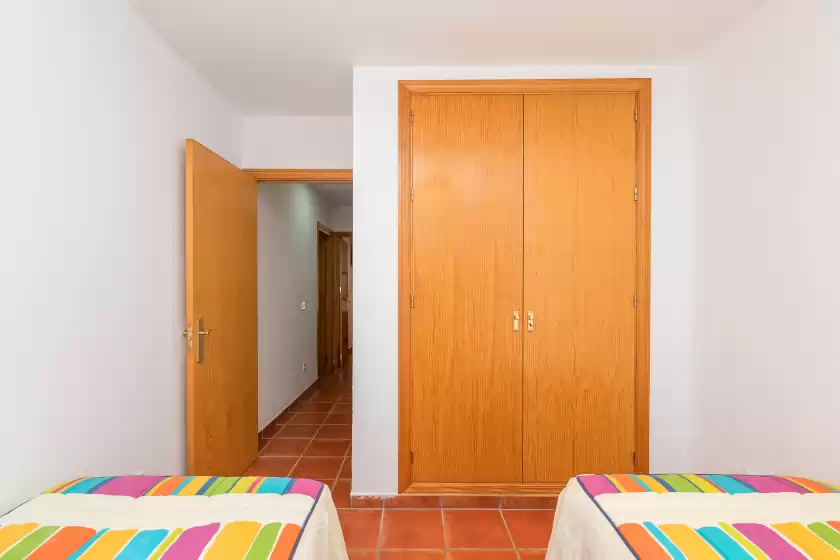 Holiday rentals in Oasis playero, Chiclana de la Frontera