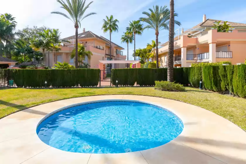 Holiday rentals in Mar bella, Marbella