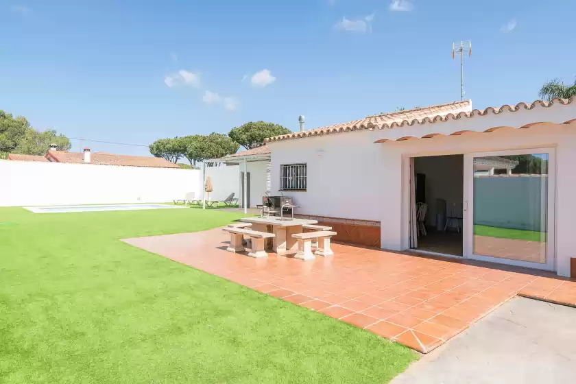 Holiday rentals in Islas marquesas i, Chiclana de la Frontera