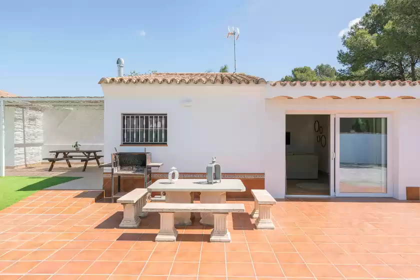 Holiday rentals in Islas marquesas i, Chiclana de la Frontera