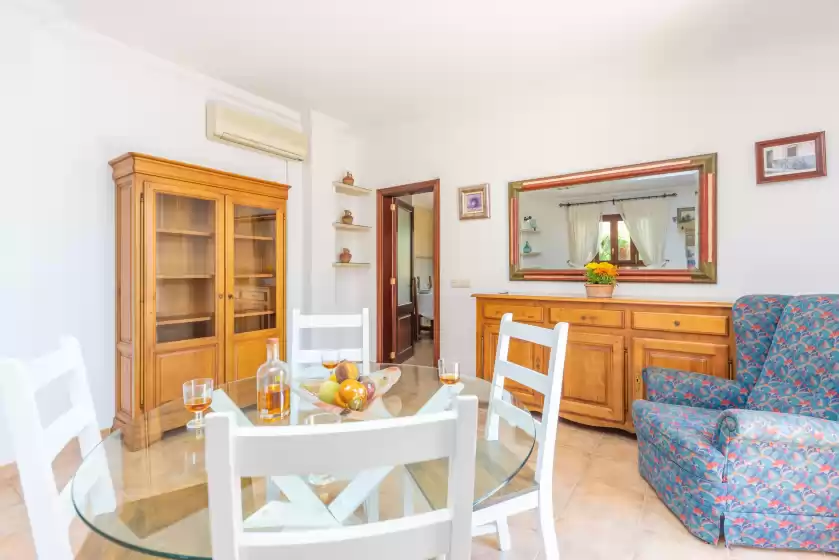 Holiday rentals in Pleta de son monjo, Maria de la Salut