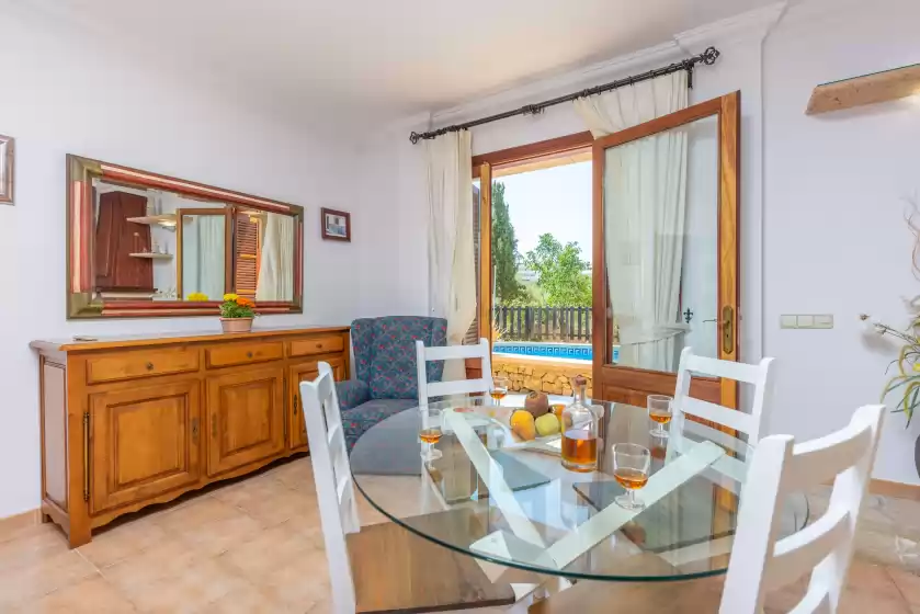 Holiday rentals in Pleta de son monjo, Maria de la Salut