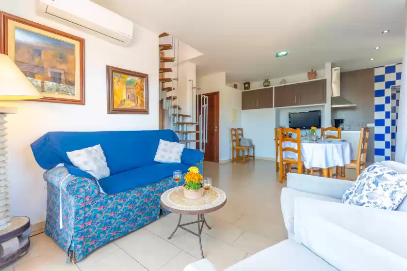 Holiday rentals in Son monjo, Maria de la Salut