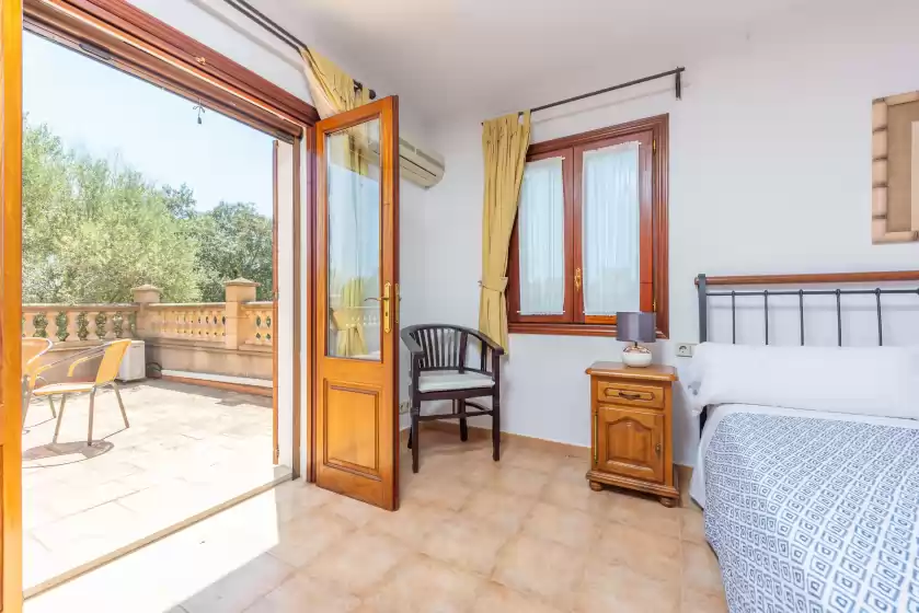 Holiday rentals in Son monjo, Maria de la Salut