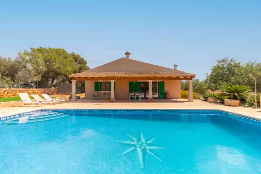 Holiday rentals in Els garrovers, ses Salines