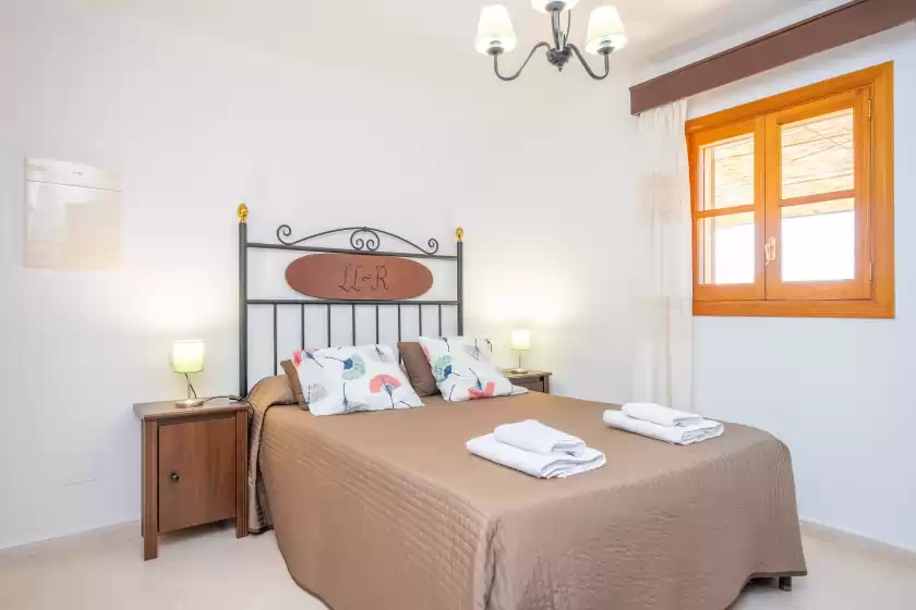 Holiday rentals in Els xiprers, Porreres