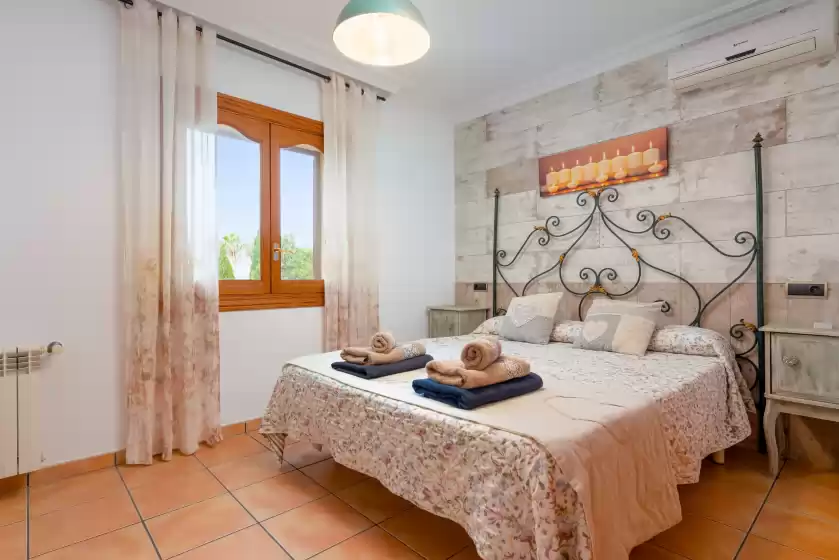 Holiday rentals in Can lopez vara, Campos