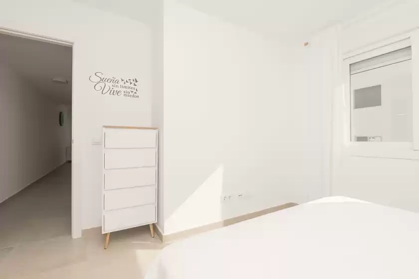 Holiday rentals in Trafalgar sunset home, Atlanterra