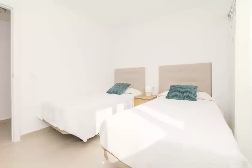 Holiday rentals in Trafalgar sunset home, Atlanterra