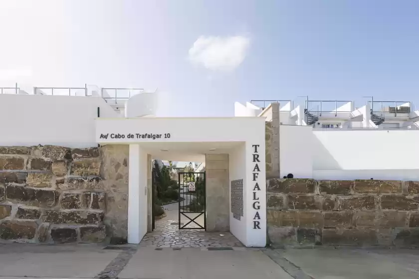Holiday rentals in Trafalgar sunset home, Atlanterra