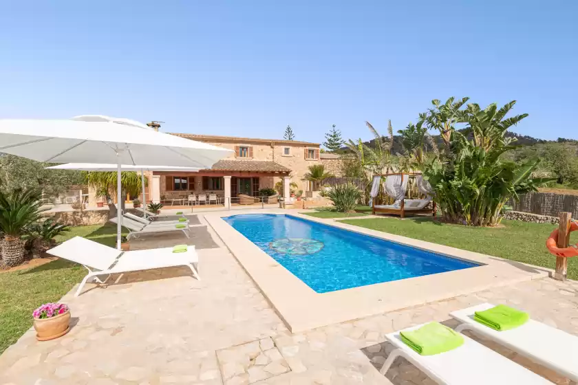 Holiday rentals in Can lliganya