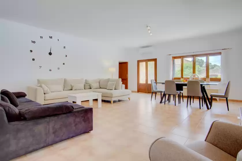 Holiday rentals in Ca na beu, Santanyí