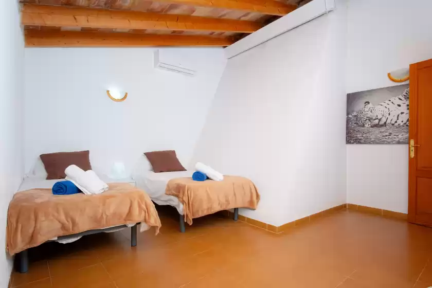 Holiday rentals in Ca na beu, Santanyí