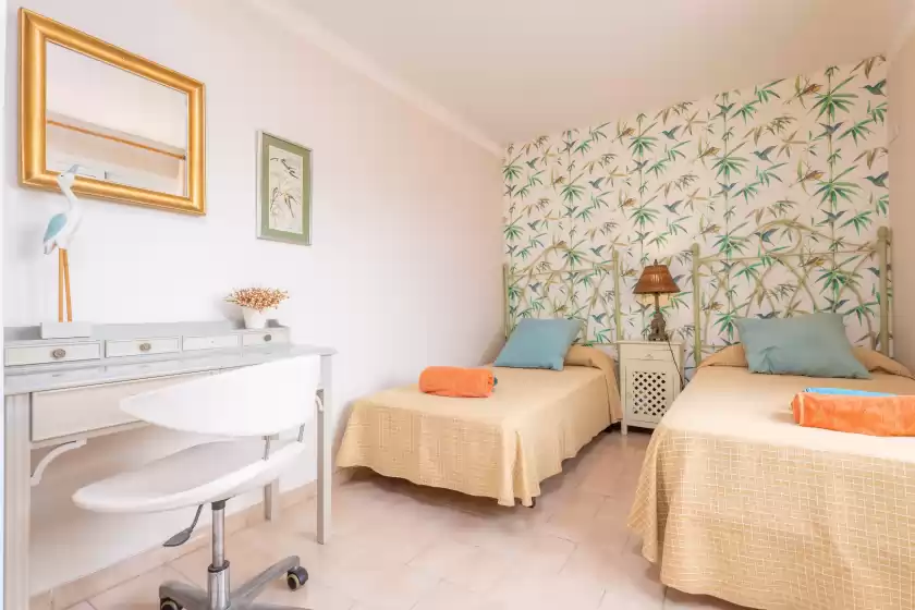 Holiday rentals in Rosalia's house, Inca