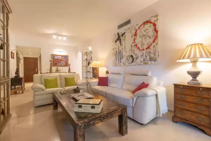 Holiday rentals in La gaviota, Marbella