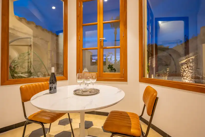 Holiday rentals in Cas català, Sineu