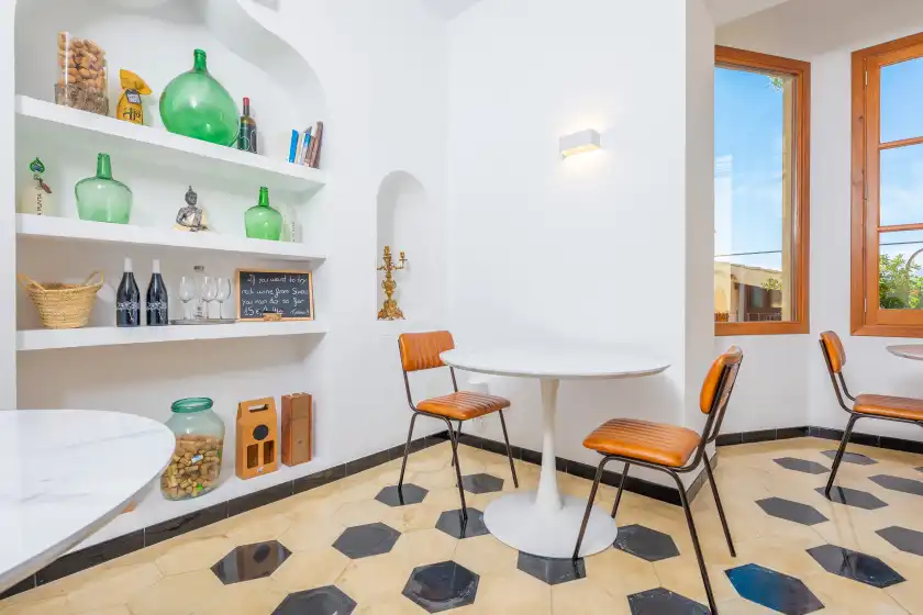 Holiday rentals in Cas català, Sineu