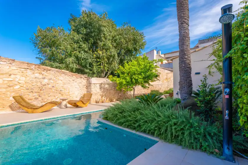 Holiday rentals in Cas català, Sineu