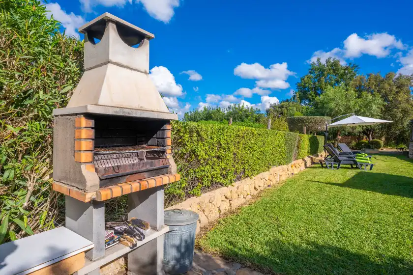 Holiday rentals in Sa sort llarga, Moscari