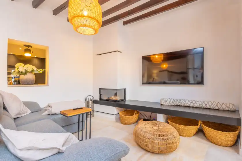 Holiday rentals in Can serp, Alaró