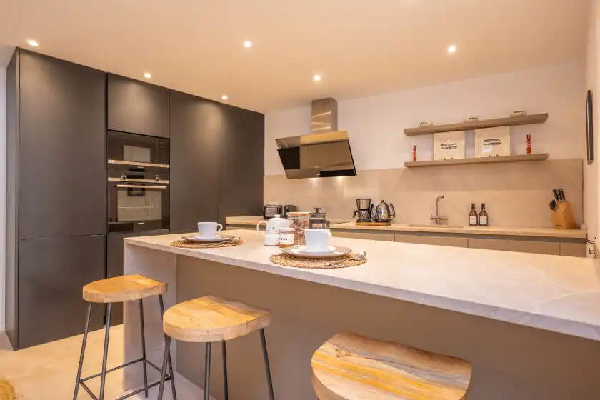 Holiday rentals in Can serp, Alaró