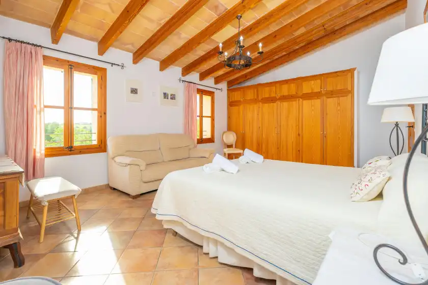 Holiday rentals in Can tabou, Selva