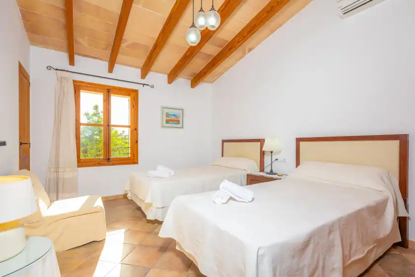 Holiday rentals in Can tabou, Selva