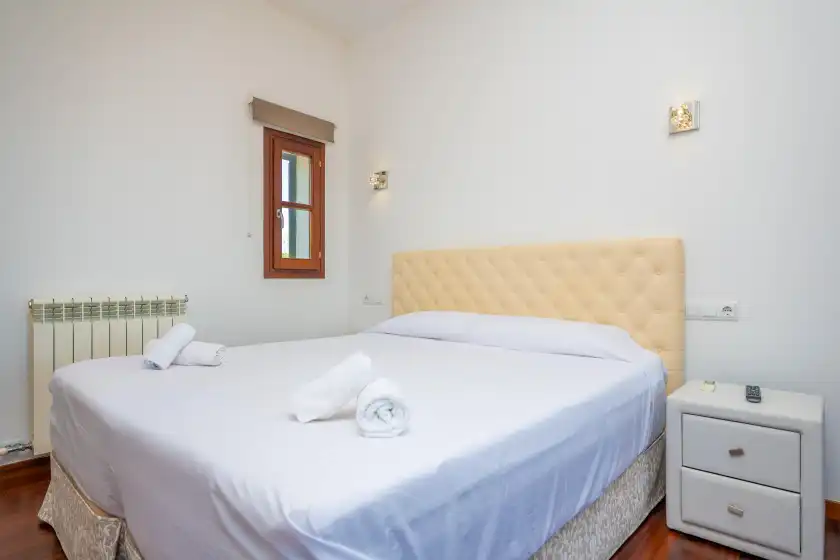Holiday rentals in Imagine villa, Palma