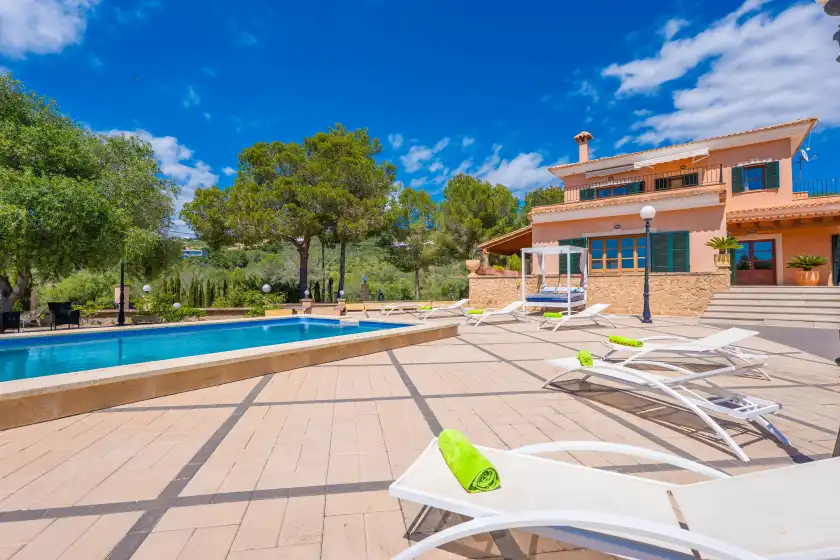 Holiday rentals in Imagine villa, Palma