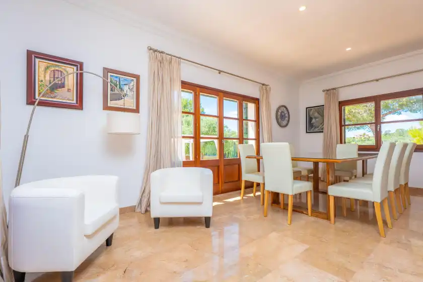 Holiday rentals in Imagine villa, Palma