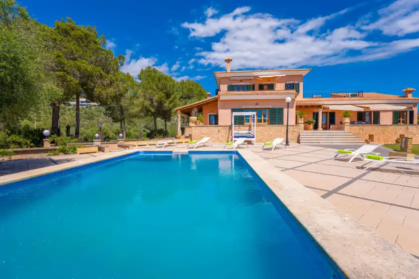 Holiday rentals in Imagine villa, Palma