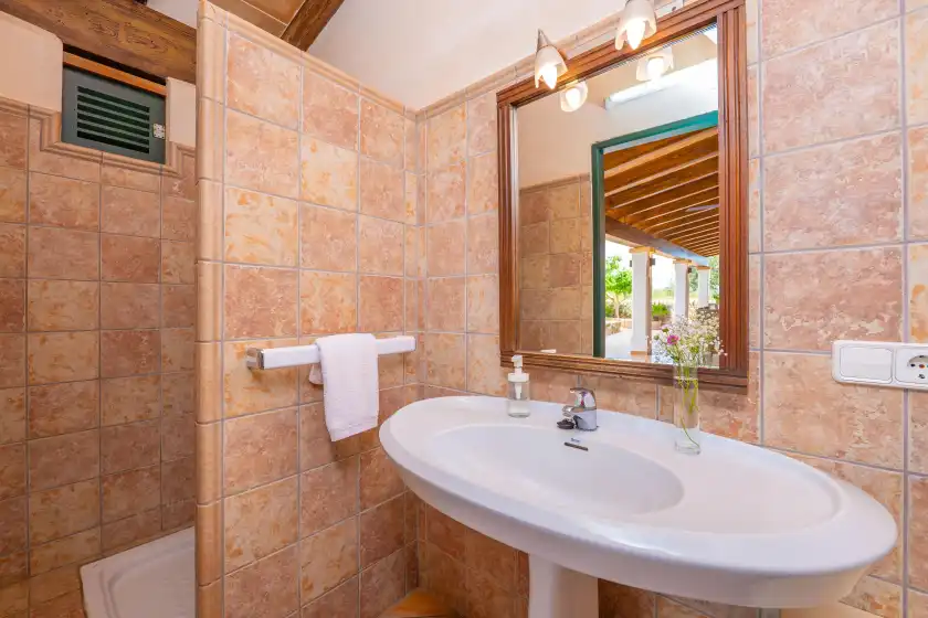 Holiday rentals in Son rossinyol nou, Campos