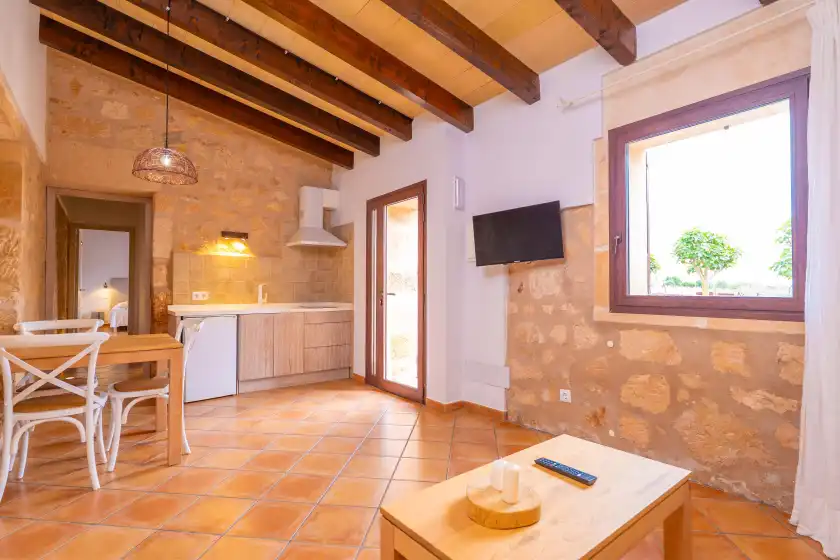 Holiday rentals in Son rossinyol nou, Campos