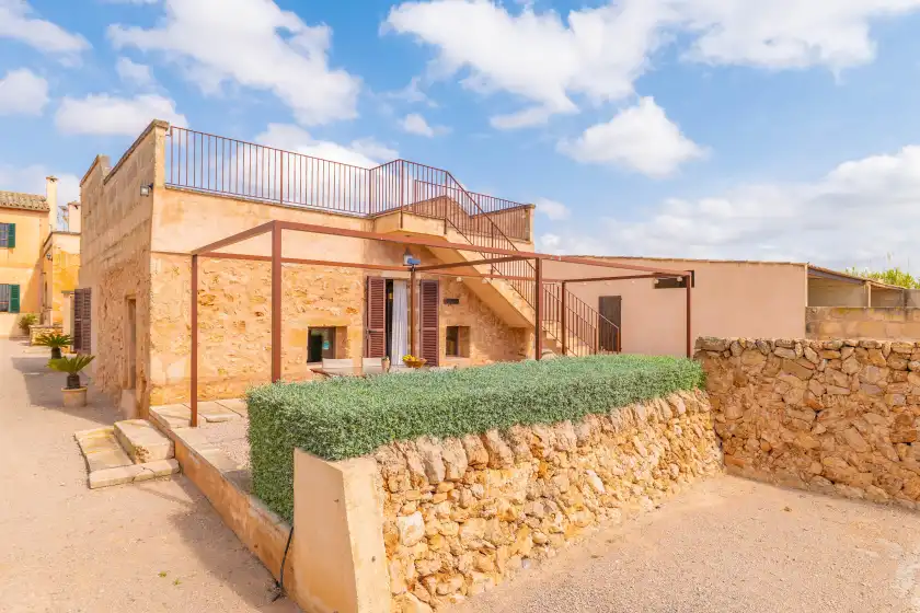 Holiday rentals in Son rossinyol nou, Campos