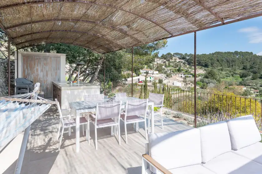 Holiday rentals in Can cabellut, Galilea