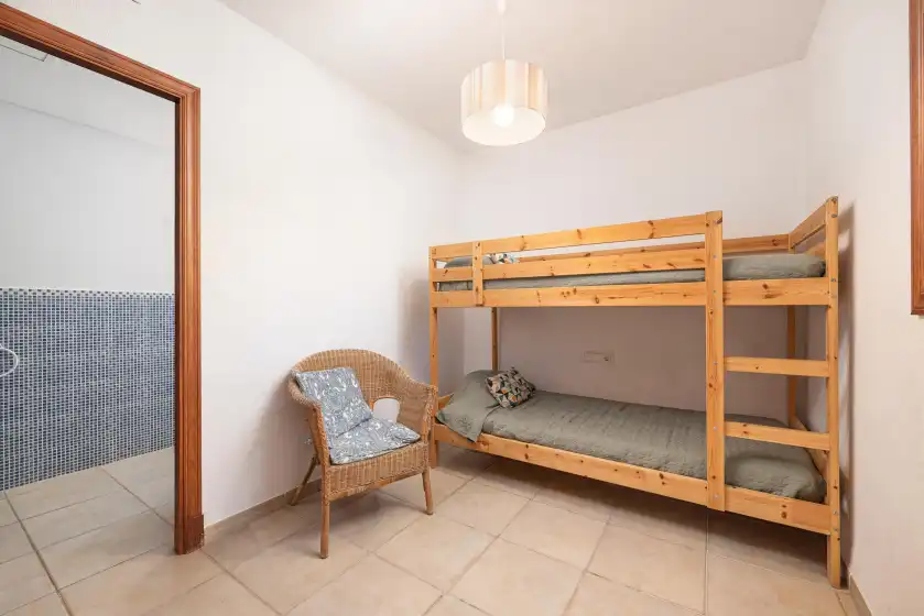 Holiday rentals in Can cabellut, Galilea