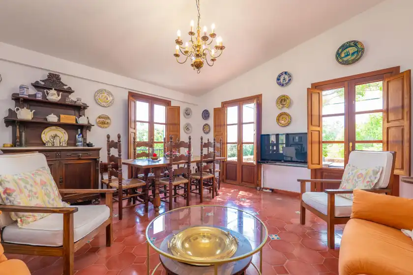 Holiday rentals in Son corcó, Consell