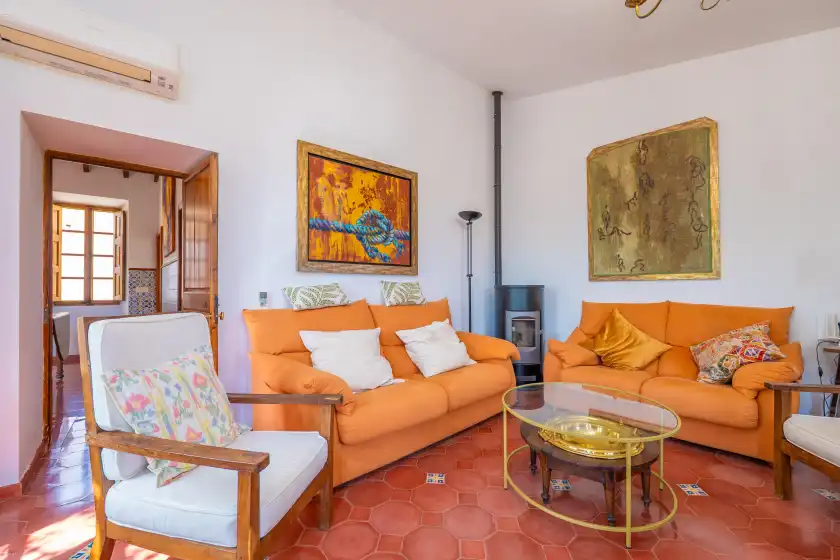 Holiday rentals in Son corcó, Consell