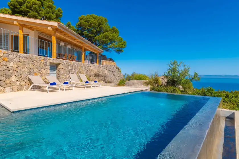 Holiday rentals in Muleta de can pizà