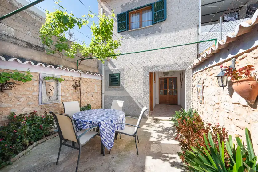 Holiday rentals in Casa mallorca