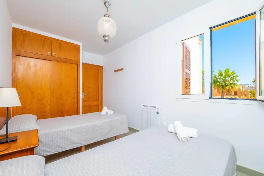 Holiday rentals in Casa tola, Colònia de Sant Pere