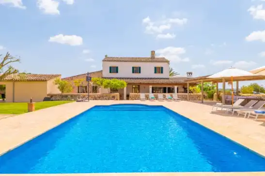 Son rossinyol nou in Campos, Mallorca, Illes Balears, España