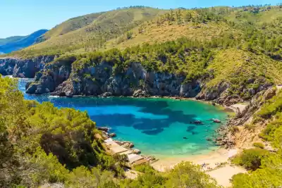 Cala Sol d'en Serra, Ibiza