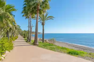 Playa Guadalmansa, Estepona, Málaga